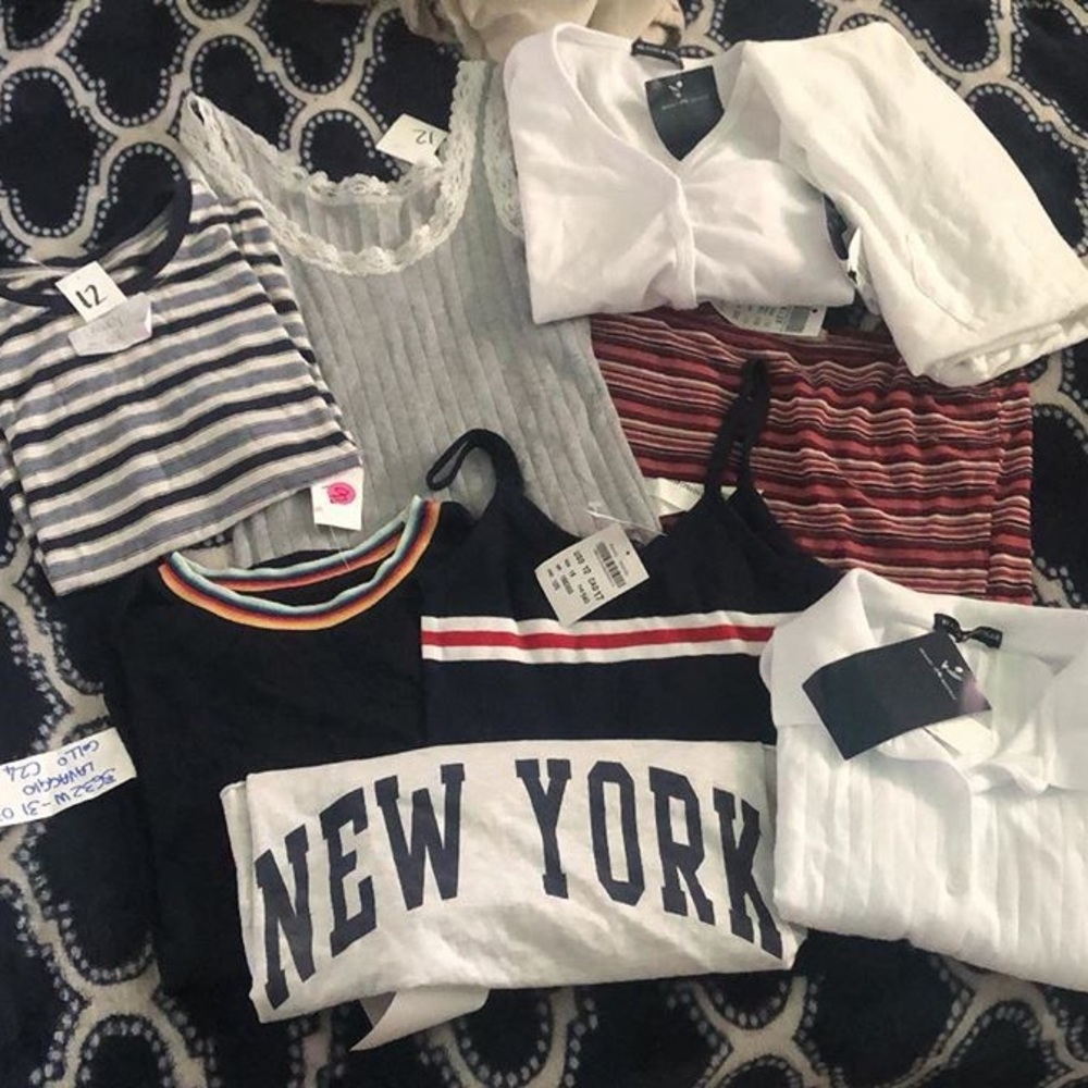 RANDOM CLOTHING BUNDLES
